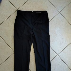 Men's golf pants by DUNNING. Extraordinary brand of clothing. 32/32. Brand new.